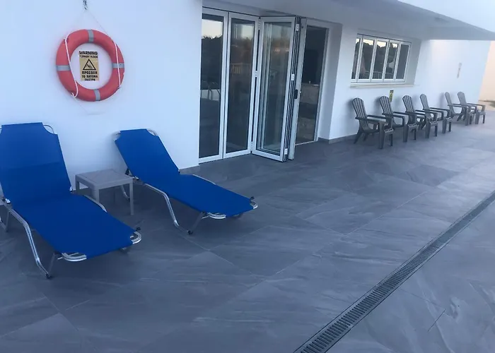 Akamas Throne Apartments