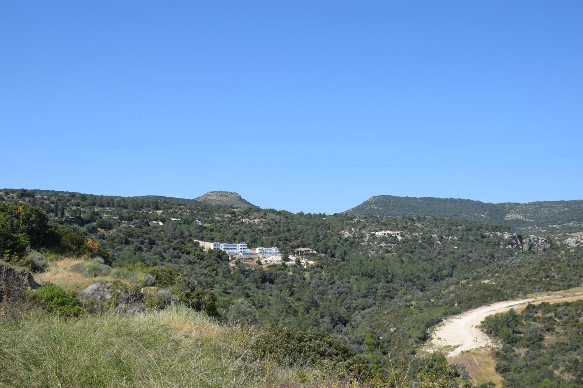Akamas Throne * Neo Chorio