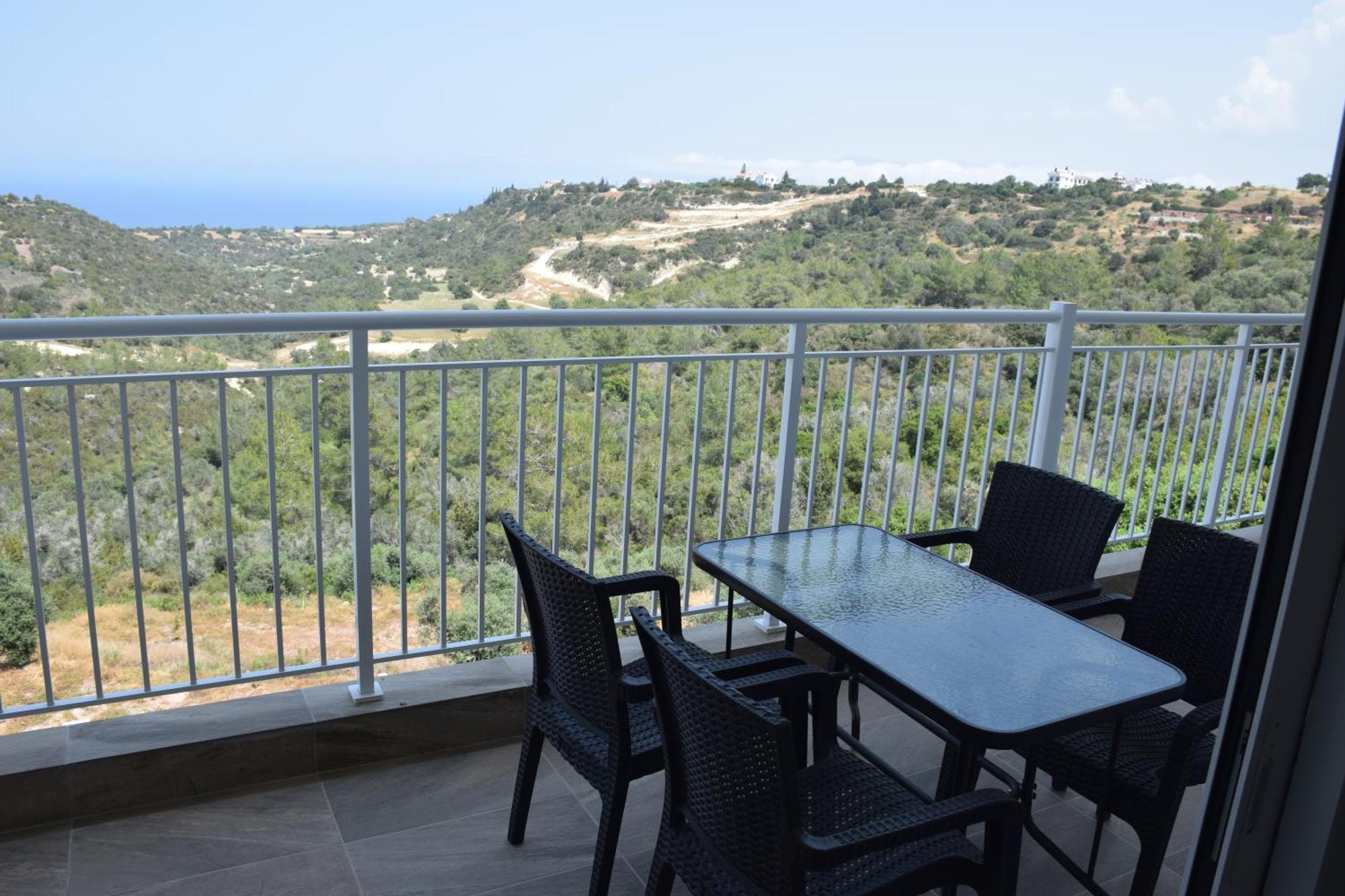 Akamas Throne Appartement *